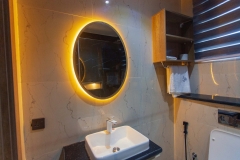 standard_room_rest_room standard_room_rest_room